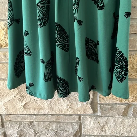 Bettie Page Las Vegas Vintage Inspired A-line Green Skirt Size Medium - Picture 16 of 16